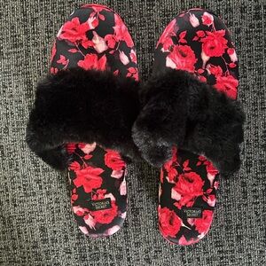 NEW Victoria's Secret Black and Red Floral Slippers